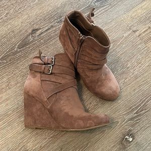 Brown healed ankle boots